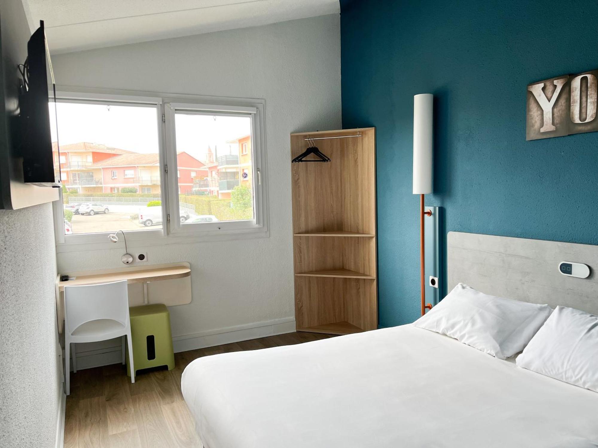 Ibis Budget Saint Christol Les Ales Exterior foto