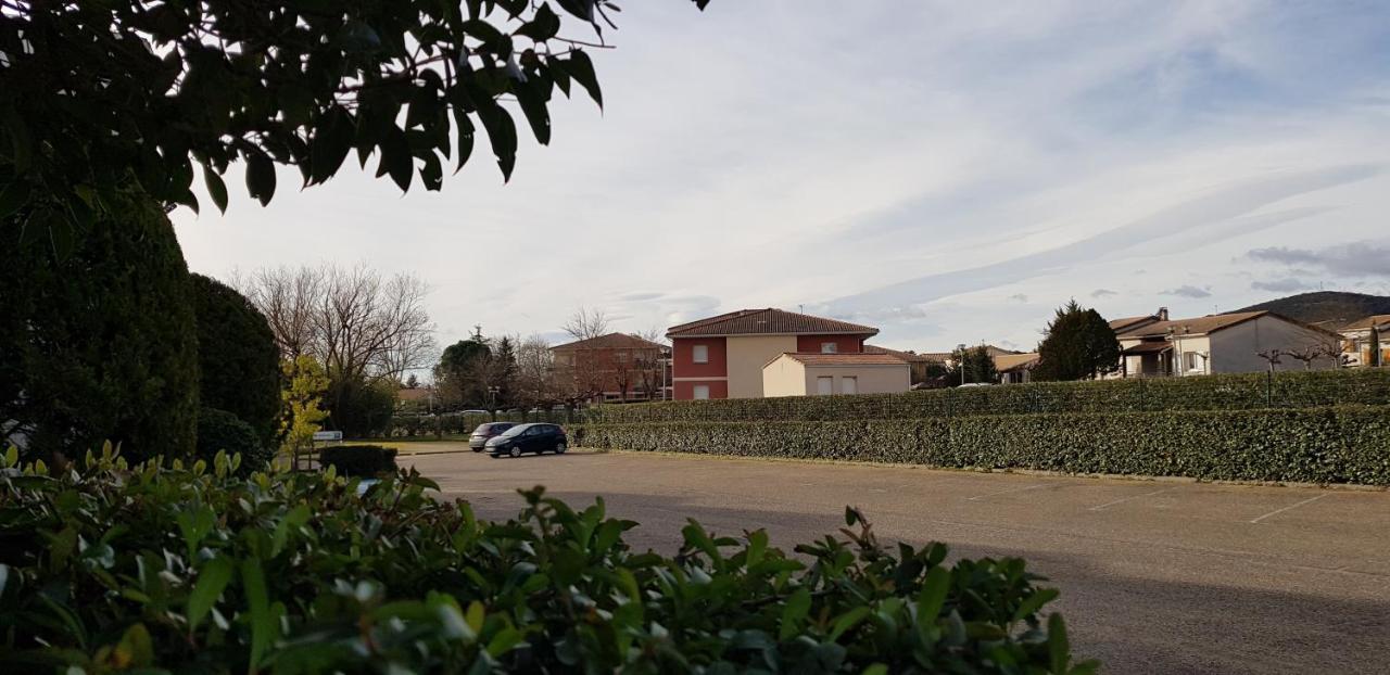 Ibis Budget Saint Christol Les Ales Exterior foto